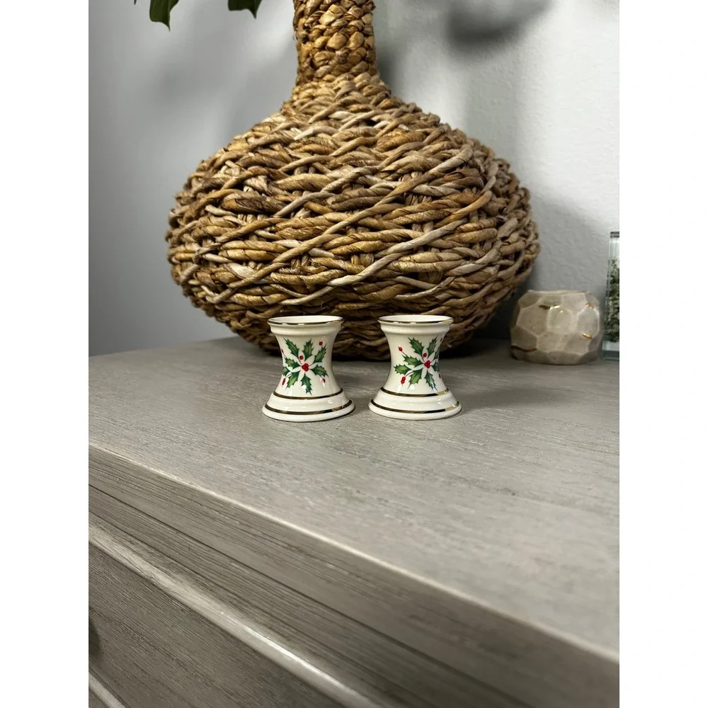 Lenox Holiday Dimension Collection‎ Holly Christmas Mini Candlesticks Set of 2